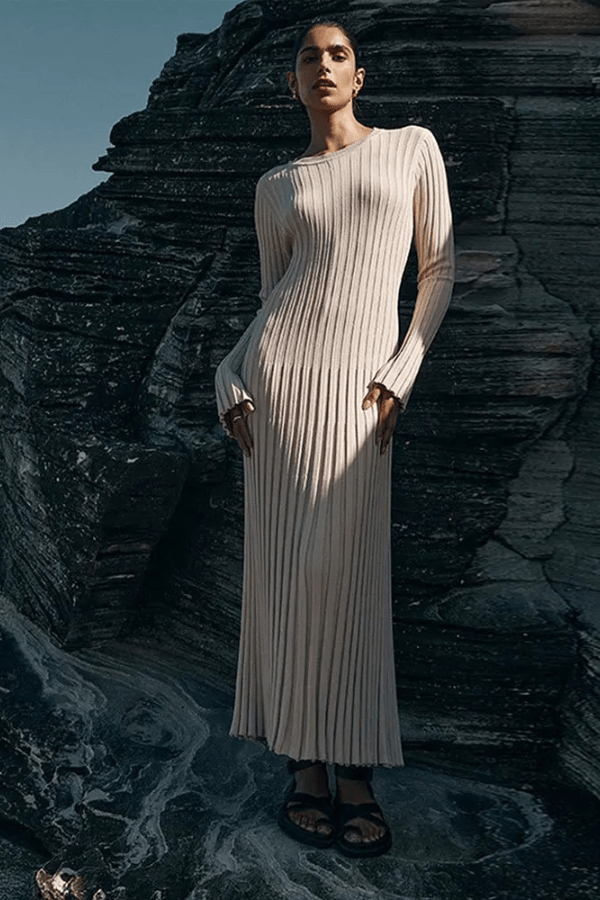 Women's Knit Maxi Dress Ruffle Hem Long Sleeve Fit