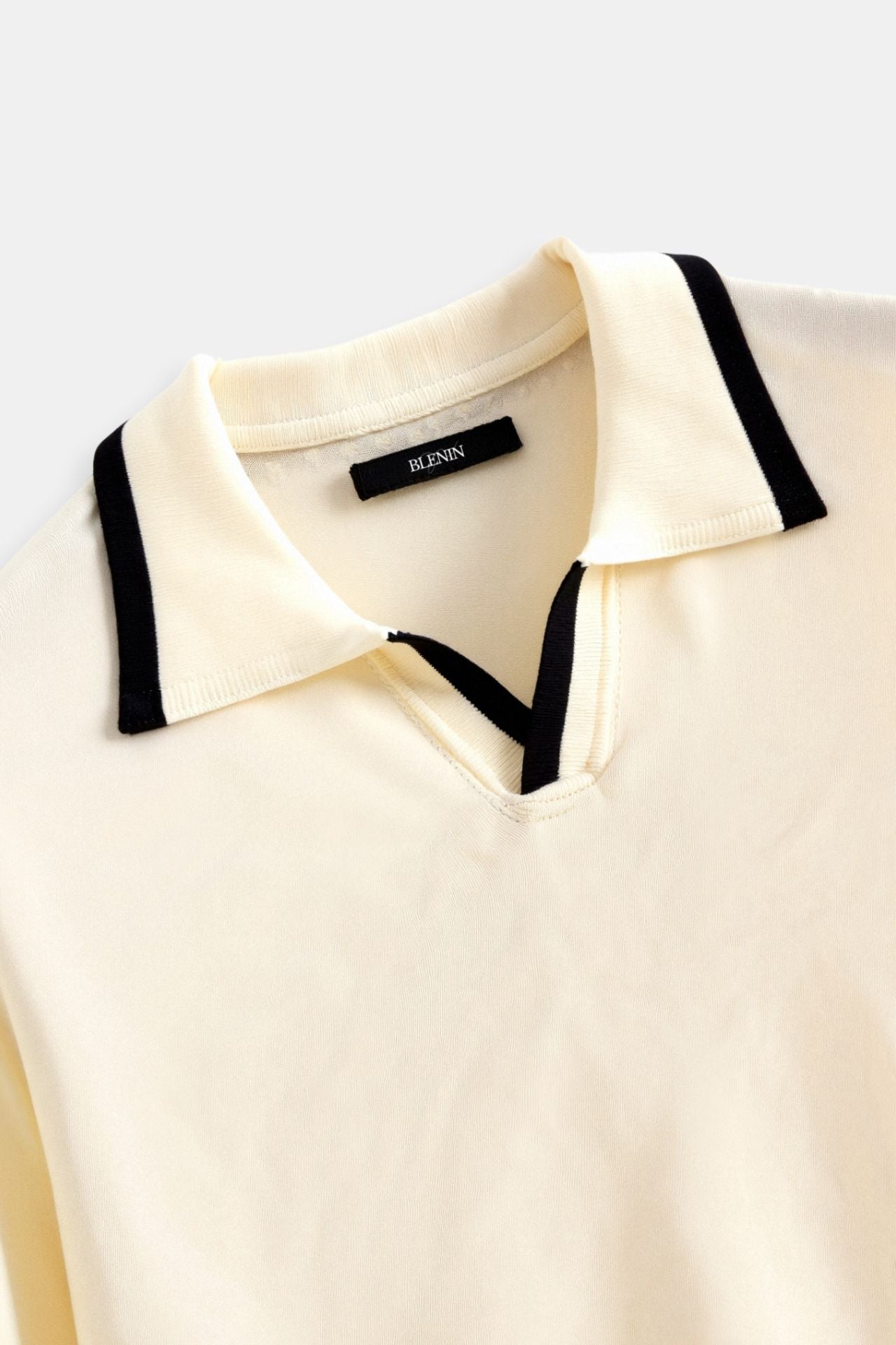 Men's Soft Comfortable Polo Shirt with Contrast Details