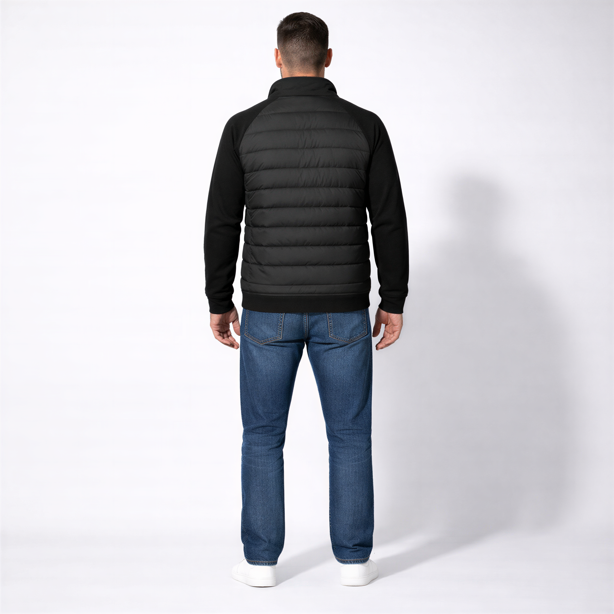 Men’s Classic Quilted Jacket with Flexible Sleeve Design
