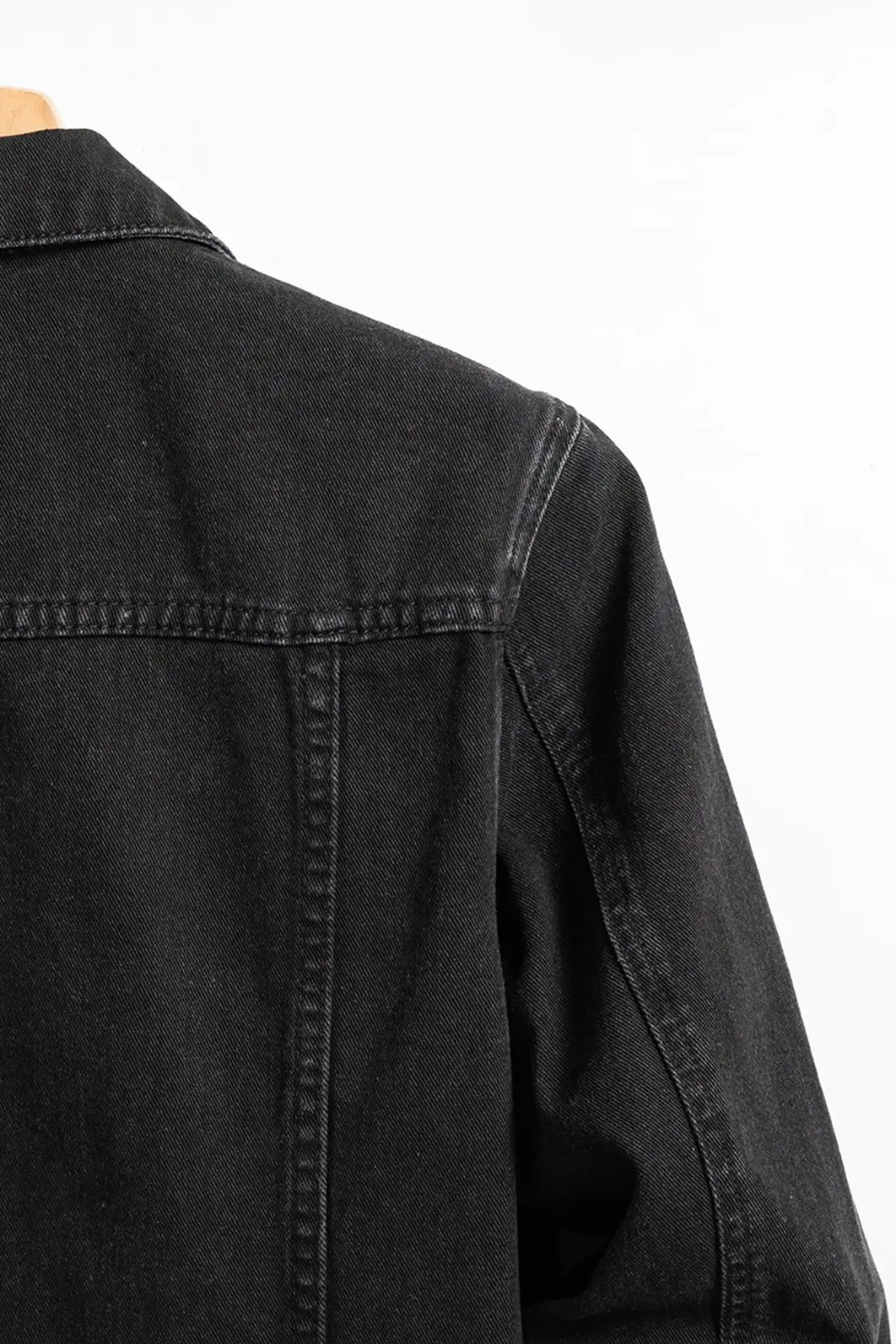 Men’s Denim Jacket Classic Fit Button Front