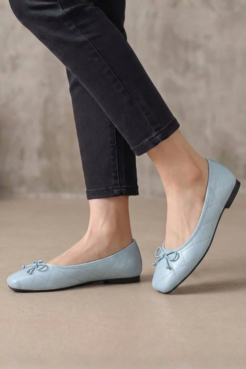 Women's Quilted Square Toe Ballet Flats Slip-On Bow Detail
