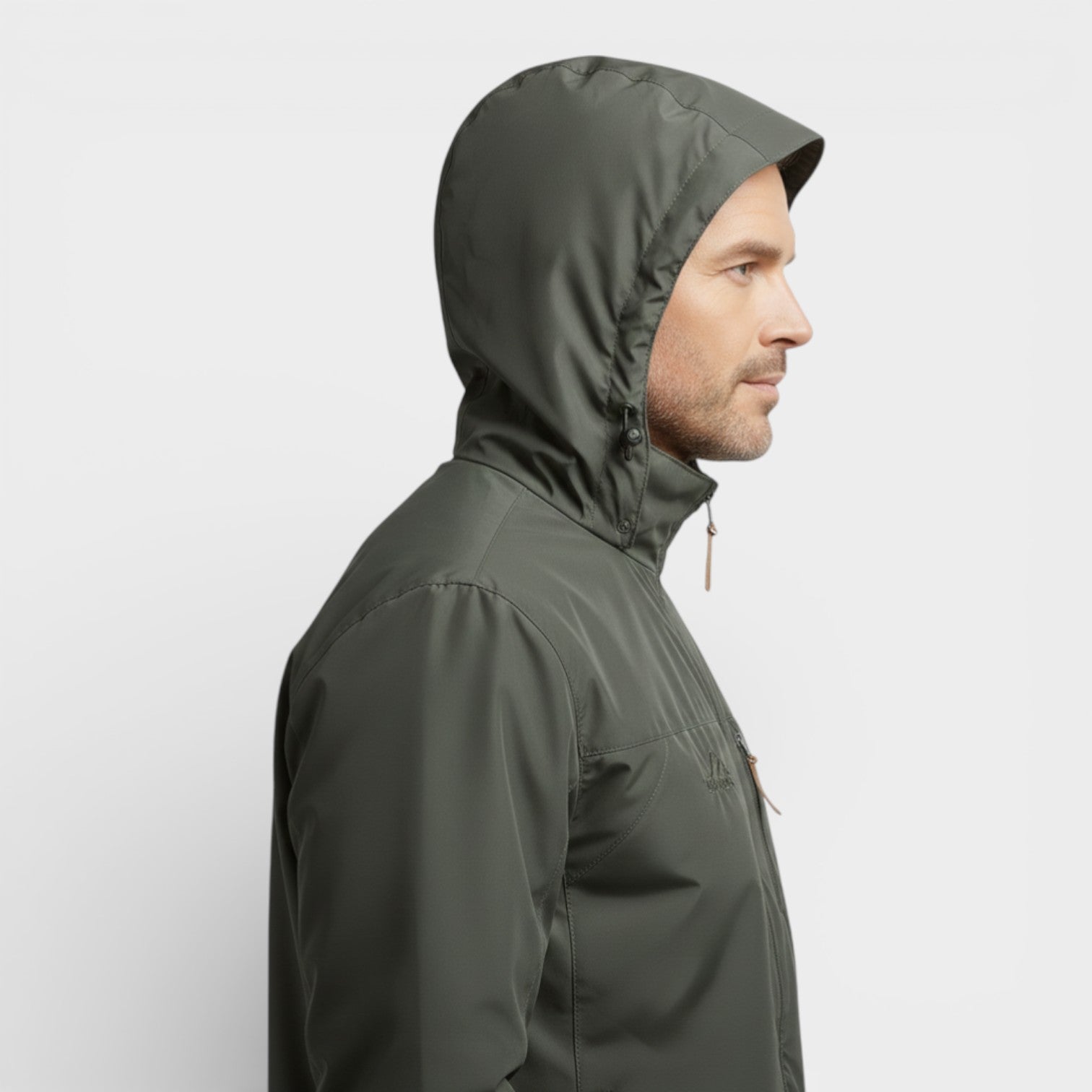 Windbreaker Jacket Men’s Lightweight Durable Weather Protection