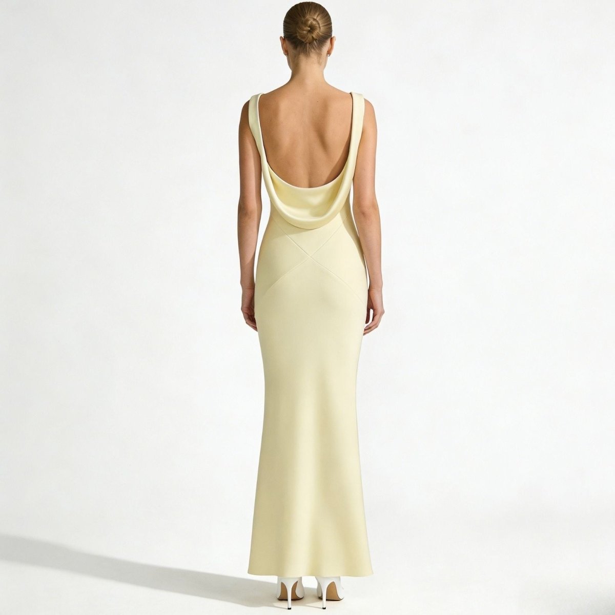 Women’s Satin Evening Gown Elegant Backless Maxi Fit