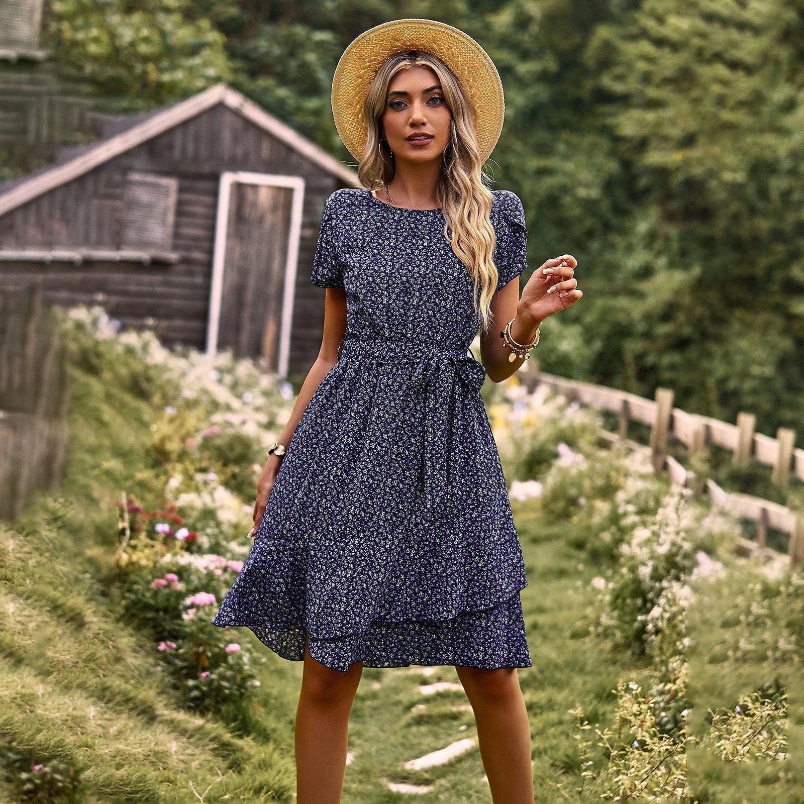 Women's Elegant Floral Summer Dress Lightweight Chic Fit
